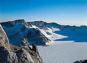 宫崎英高《黄昏血族》为PvEvP  有超过12个可玩角色